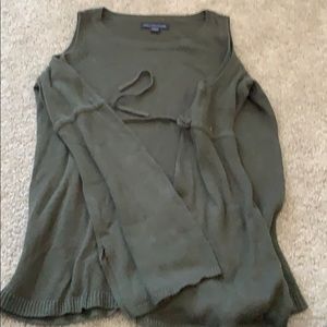 Cold shoulder American eagle sweater